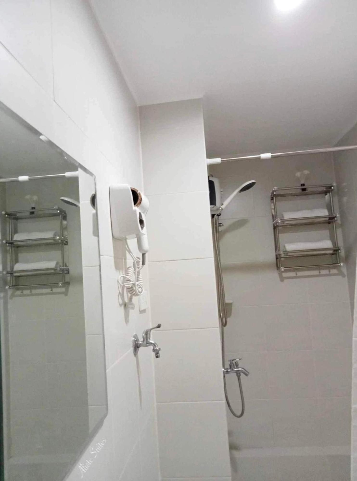 Dumaguete City Aliste Suites Marina Spatial מראה חיצוני תמונה